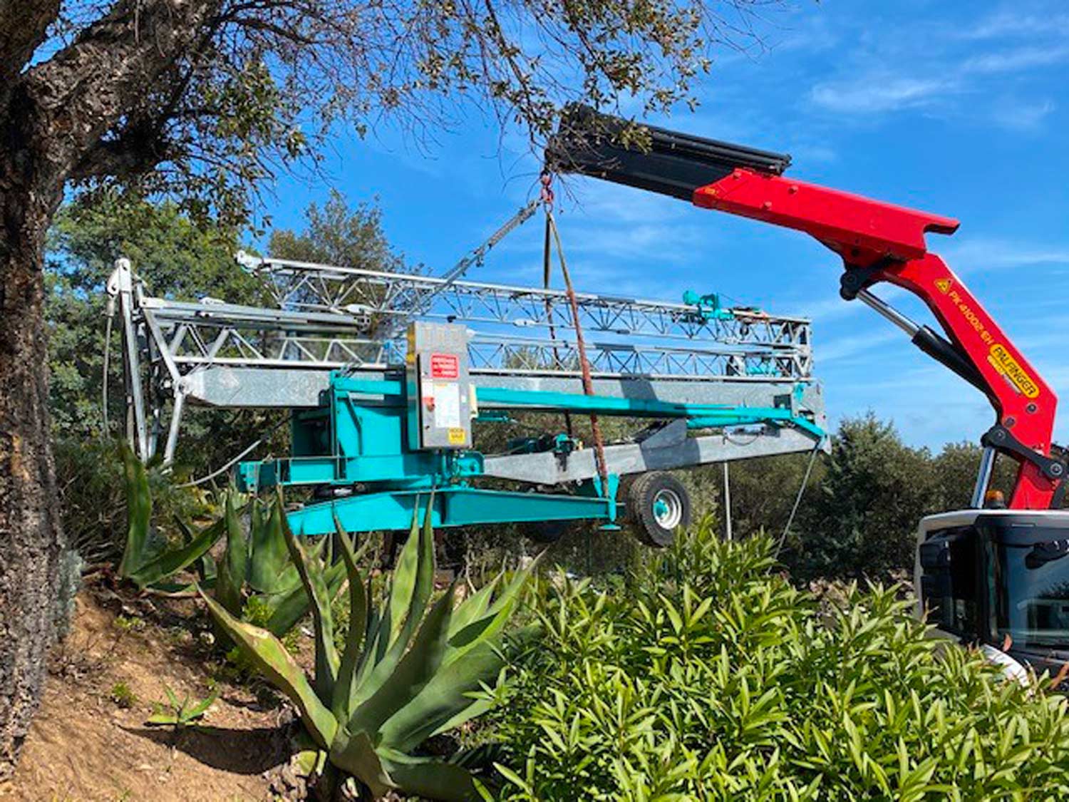 Levage d'une grue